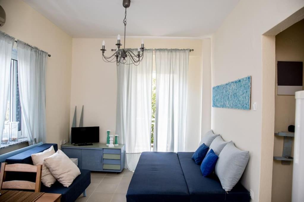 Blue Theros Apartments Паралія-Діонісіу Екстер'єр фото