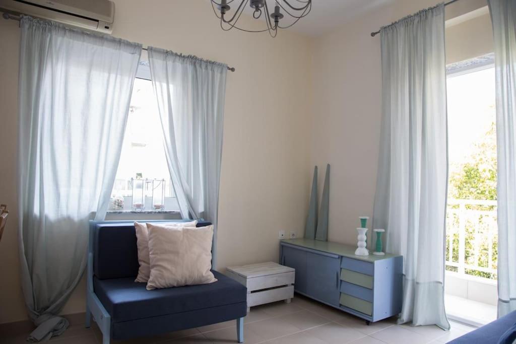 Blue Theros Apartments Паралія-Діонісіу Екстер'єр фото